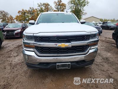 Piąte zdjęcie samochodu w środku: 2017 CHEVROLET SILVERADO K1500 LT VIN:3GCUKREC4HG157752 - miniatura