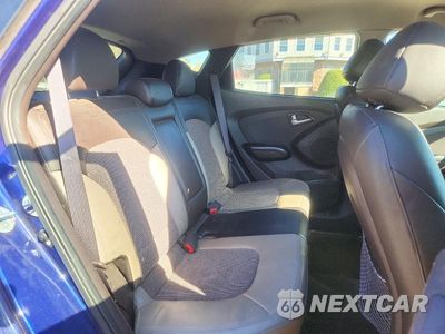 Zdjęcie 10 z 12 samochodu: 2010 HYUNDAI TUCSON GLS VIN:KM8JUCACXAU046816 - miniatura