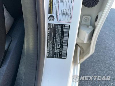 Zdjęcie 10 z 14 samochodu: 2015 MERCEDES-BENZ C 300 4MATIC VIN:55SWF4KB9FU006256 - miniatura