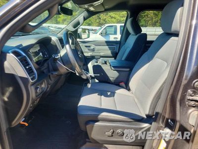 Zdjęcie 7 z 12 samochodu: 2021 RAM 1500 BIG HORN/LONE STAR VIN:1C6RREFG3MN768053 - miniatura