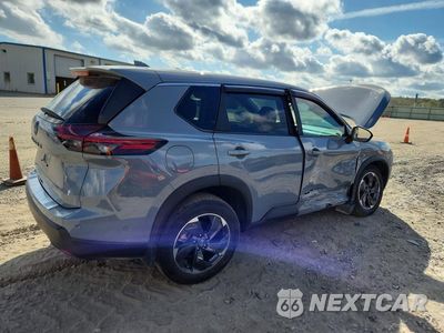 Trzecie zdjęcie samochodu z tyłu: 2026 NISSAN ROGUE SV VIN:5N1BT3BAXTC699028 - miniatura