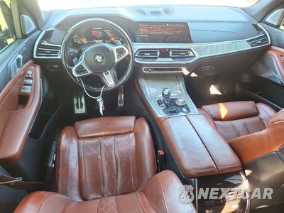 Zdjęcie 8 z 13 samochodu: 2022 BMW X7 M50I VIN:5UXCX6C02N9J98993 - miniatura