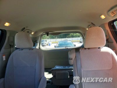 Zdjęcie 10 z 13 samochodu: 2020 TOYOTA SIENNA LE VIN:5TDKZ3DC3LS064636 - miniatura