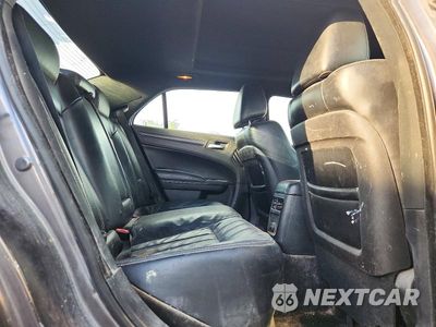 Zdjęcie 10 z 13 samochodu: 2014 CHRYSLER 300 S VIN:2C3CCABG6EH327904 - miniatura