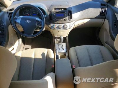 Zdjęcie 8 z 12 samochodu: 2010 HYUNDAI ELANTRA GLS VIN:KMHDU4AD0AU915127 - miniatura