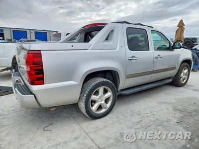 Trzecie zdjęcie samochodu z tyłu: 2011 CHEVROLET AVALANCHE LT VIN:3GNMCFE02BG262418 - miniatura
