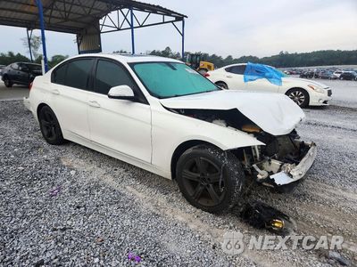 Czwarte zdjęcie samochodu z boku: 2014 BMW 328 XI SULEV VIN:WBA3B5G55ENS11031 - miniatura