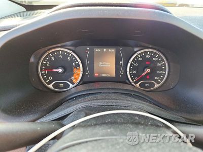 Zdjęcie 9 z 13 samochodu: 2015 JEEP RENEGADE LATITUDE VIN:ZACCJBBT2FPB79058 - miniatura