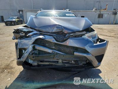 Piąte zdjęcie samochodu w środku: 2016 TOYOTA RAV4 LE VIN:JTMBFREV6GD179163 - miniatura