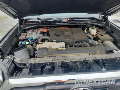 Zdjęcie 11 z 12 samochodu: 2024 TOYOTA TUNDRA 1794 EDITION HV VIN:5TFMC5DB2RX050503 - miniatura
