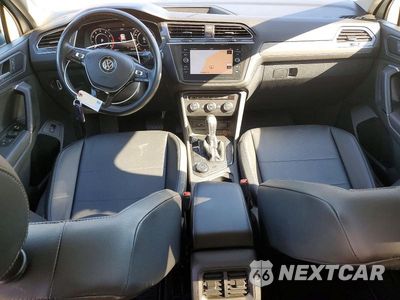 Zdjęcie 8 z 13 samochodu: 2019 VOLKSWAGEN TIGUAN SE VIN:3VV2B7AX0KM007085 - miniatura
