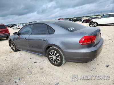 Drugie zdjęcie samochodu z przodu: 2014 VOLKSWAGEN PASSAT S VIN:1VWAP7A33EC016519 - miniatura