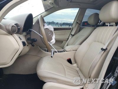 Zdjęcie 7 z 12 samochodu: 2006 MERCEDES-BENZ C 350 VIN:WDBRF56H66F740706 - miniatura