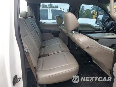 Zdjęcie 10 z 12 samochodu: 2017 FORD F350 SUPER DUTY VIN:1FT8W3DT7HEB26460 - miniatura