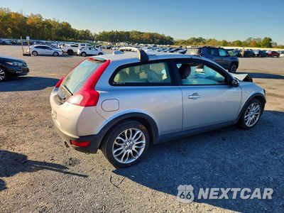 Trzecie zdjęcie samochodu z tyłu: 2009 VOLVO C30 T5 VIN:YV1MK672692137493 - miniatura