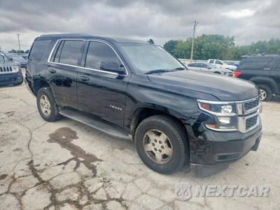 Czwarte zdjęcie samochodu z boku: 2017 CHEVROLET TAHOE C1500 LT VIN:1GNSCBKCXHR243686 - miniatura