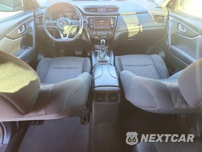Zdjęcie 8 z 12 samochodu: 2018 NISSAN ROGUE S VIN:5N1AT2MV3JC753983 - miniatura