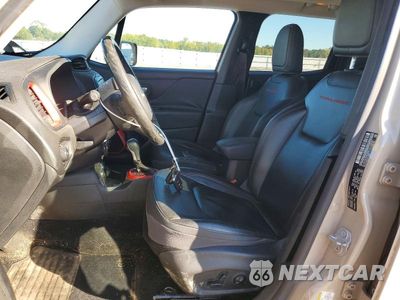 Zdjęcie 7 z 13 samochodu: 2016 JEEP RENEGADE TRAILHAWK VIN:ZACCJBCT9GPC77228 - miniatura