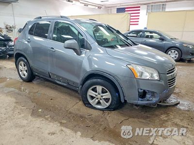 Czwarte zdjęcie samochodu z boku: 2015 CHEVROLET TRAX 1LT VIN:KL7CJRSB0FB162508 - miniatura