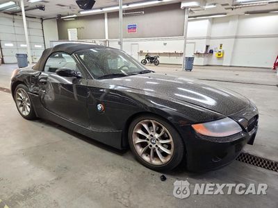 Czwarte zdjęcie samochodu z boku: 2003 BMW Z4 2.5 VIN:4USBT33443LS42190 - miniatura