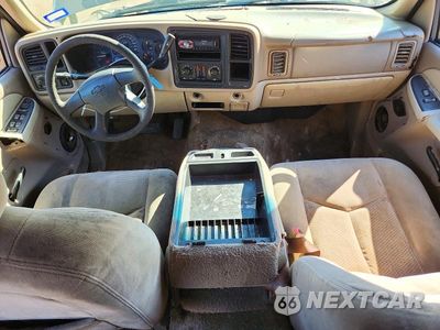 Zdjęcie 8 z 13 samochodu: 2003 CHEVROLET TAHOE C1500 VIN:1GNEC13V43R154079 - miniatura