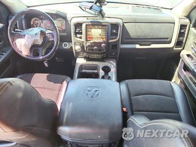 Zdjęcie 8 z 13 samochodu: 2017 RAM 1500 SPORT VIN:1C6RR7MTXHS558830 - miniatura