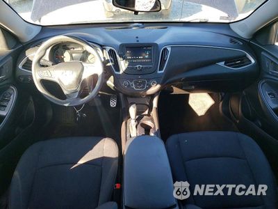 Zdjęcie 8 z 12 samochodu: 2016 CHEVROLET MALIBU LS VIN:1G1ZB5ST3GF344105 - miniatura