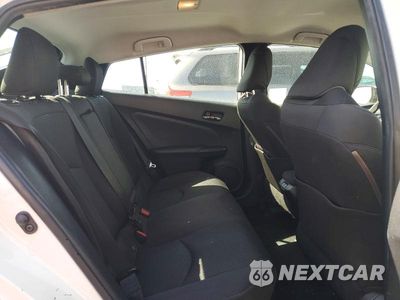 Zdjęcie 10 z 12 samochodu: 2019 TOYOTA PRIUS LE VIN:JTDKARFU5K3079350 - miniatura