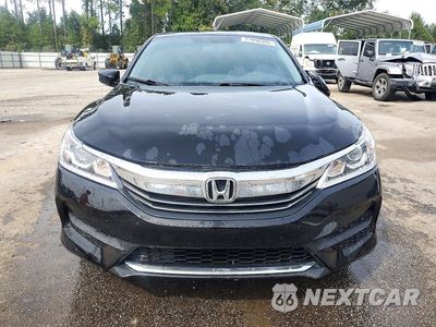Piąte zdjęcie samochodu w środku: 2017 HONDA ACCORD LX VIN:1HGCR2F31HA146978 - miniatura