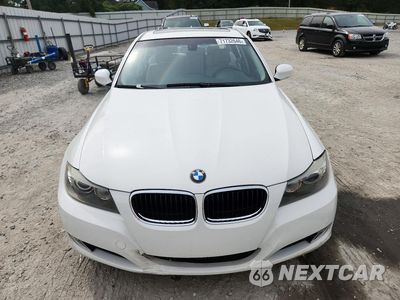 Piąte zdjęcie samochodu w środku: 2009 BMW 328 I VIN:WBAPH73509E126833 - miniatura