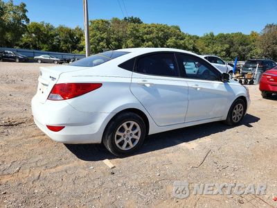 Trzecie zdjęcie samochodu z tyłu: 2012 HYUNDAI ACCENT GLS VIN:KMHCT4AE8CU252397 - miniatura
