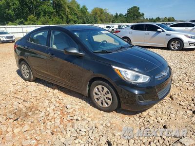Czwarte zdjęcie samochodu z boku: 2016 HYUNDAI ACCENT SE VIN:KMHCT4AEXGU971690 - miniatura