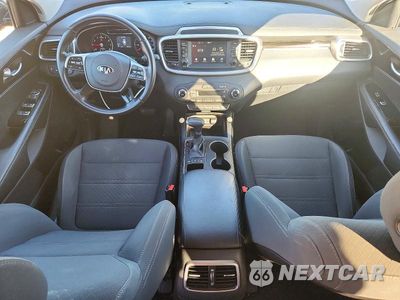 Zdjęcie 8 z 13 samochodu: 2020 KIA SORENTO LX VIN:5XYPGDA36LG651173 - miniatura