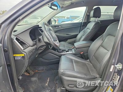 Zdjęcie 7 z 13 samochodu: 2017 HYUNDAI TUCSON LIMITED VIN:KM8J33A20HU455380 - miniatura