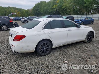 Trzecie zdjęcie samochodu z tyłu: 2017 MERCEDES-BENZ E 300 4MATIC VIN:WDDZF4KB5HA218958 - miniatura