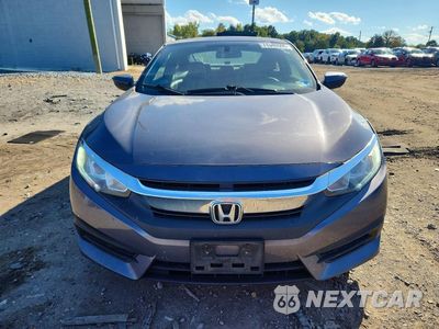 Piąte zdjęcie samochodu w środku: 2017 HONDA CIVIC LX VIN:2HGFC4B09HH304006 - miniatura