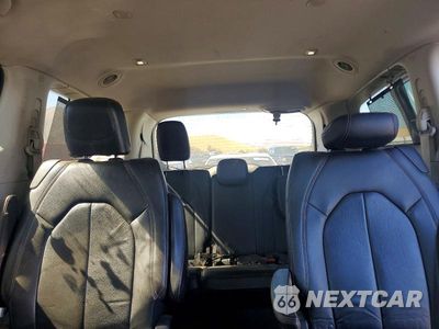 Zdjęcie 10 z 13 samochodu: 2017 CHRYSLER PACIFICA TOURING L VIN:2C4RC1BG4HR583897 - miniatura
