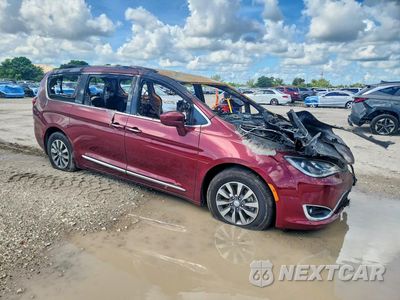 Czwarte zdjęcie samochodu z boku: 2019 CHRYSLER PACIFICA TOURING L PLUS VIN:2C4RC1EG4KR628548 - miniatura