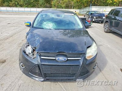 Piąte zdjęcie samochodu w środku: 2012 FORD FOCUS SEL VIN:1FAHP3M22CL209938 - miniatura