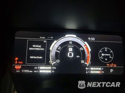 Zdjęcie 9 z 13 samochodu: 2025 TOYOTA TUNDRA CREWMAX LIMITED VIN:5TFJA5DB7SX298938 - miniatura