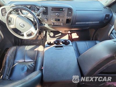 Zdjęcie 8 z 12 samochodu: 2009 GMC SIERRA K1500 SLE VIN:2GTEK290091112183 - miniatura