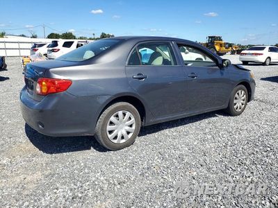 Trzecie zdjęcie samochodu z tyłu: 2010 TOYOTA COROLLA LE VIN:1NXBU4EE5AZ267486 - miniatura