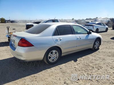 Trzecie zdjęcie samochodu z tyłu: 2006 HONDA ACCORD LX VIN:JHMCM56466C008828 - miniatura