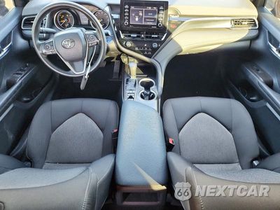 Zdjęcie 8 z 12 samochodu: 2021 TOYOTA CAMRY LE VIN:4T1C31AKXMU024214 - miniatura
