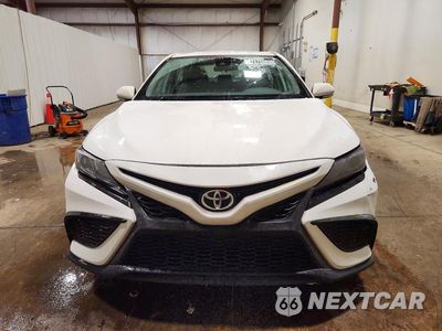 Piąte zdjęcie samochodu w środku: 2022 TOYOTA CAMRY SE VIN:4T1G11AK8NU628899 - miniatura