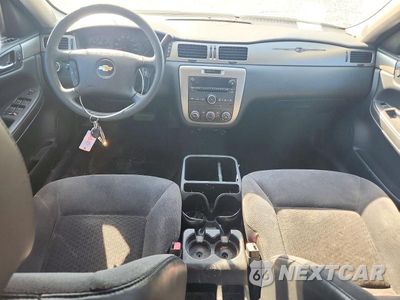 Zdjęcie 8 z 13 samochodu: 2011 CHEVROLET IMPALA POLICE VIN:2G1WD5EM6B1272222 - miniatura