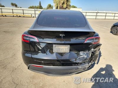 Zdjęcie 6 z 13 samochodu: 2023 TESLA MODEL Y VIN:7SAYGDEF7PF809688 - miniatura