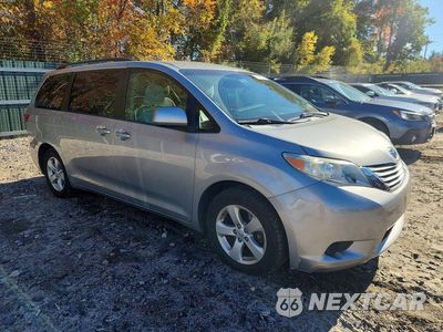Czwarte zdjęcie samochodu z boku: 2016 TOYOTA SIENNA LE VIN:5TDKK3DC5GS698508 - miniatura