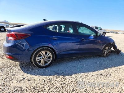 Trzecie zdjęcie samochodu z tyłu: 2019 HYUNDAI ELANTRA SEL VIN:5NPD84LF7KH411905 - miniatura