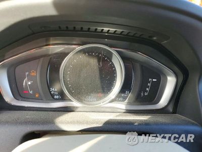 Zdjęcie 9 z 13 samochodu: 2016 VOLVO XC60 T5 PREMIER VIN:YV4612RK9G2804199 - miniatura